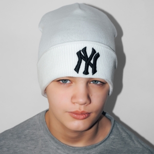 Шапка New York белая
