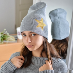 Шапка для девочек серая